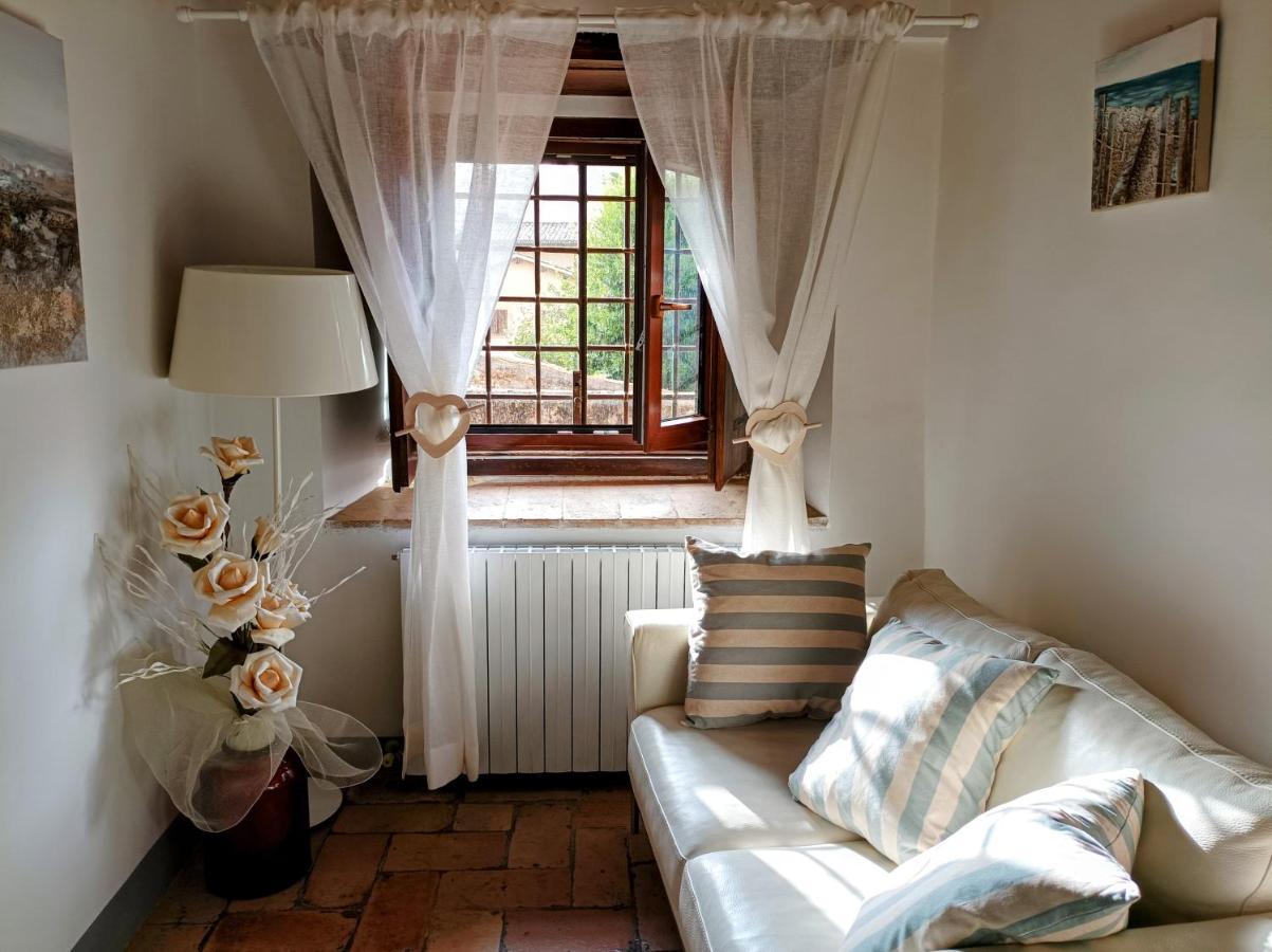 Casa Vacanze Garibaldi Spoleto Esterno foto
